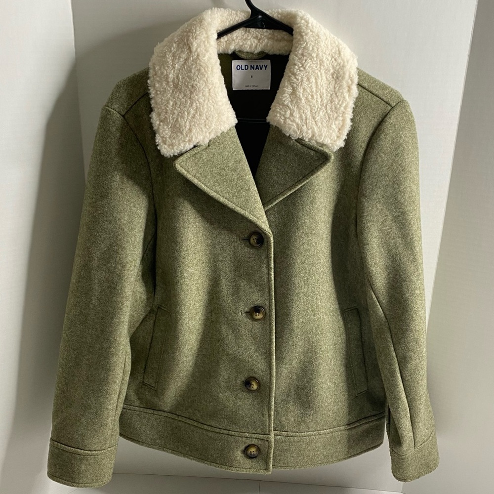 Old Navy Women’s Green Sherpa Wool Collar Green Jacket Size‎ Small